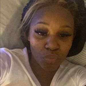 Meet your Posher, Roberta